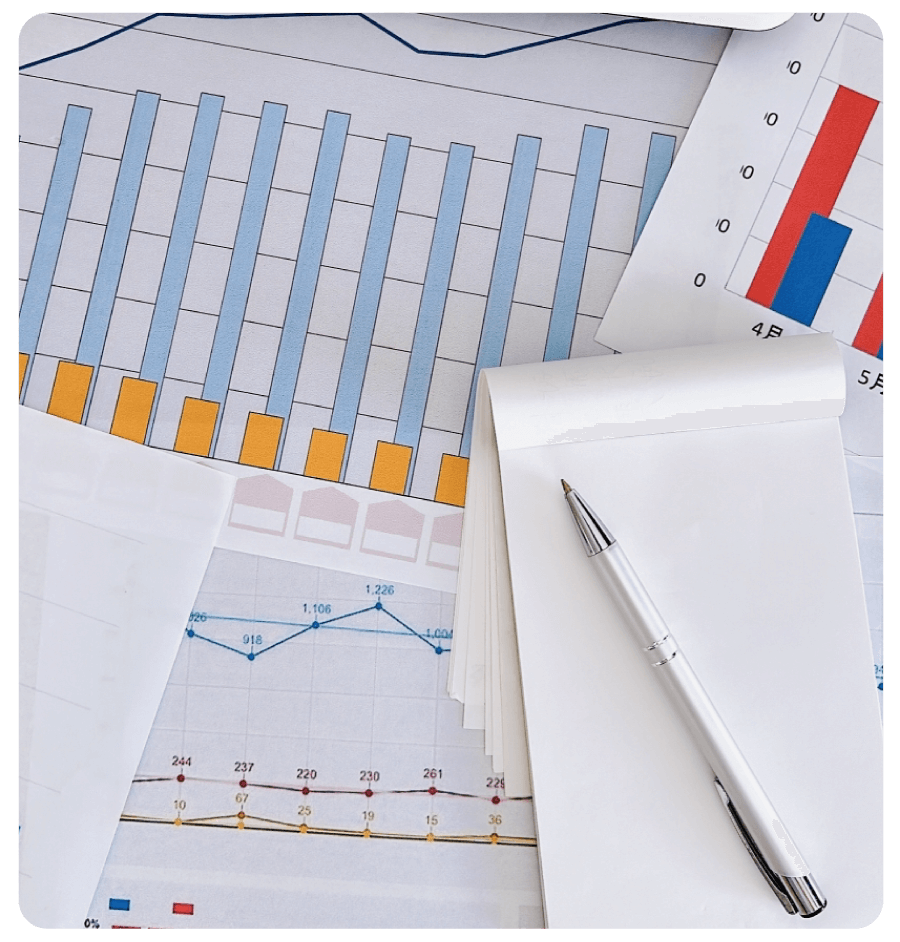 複雑な資料・ペン